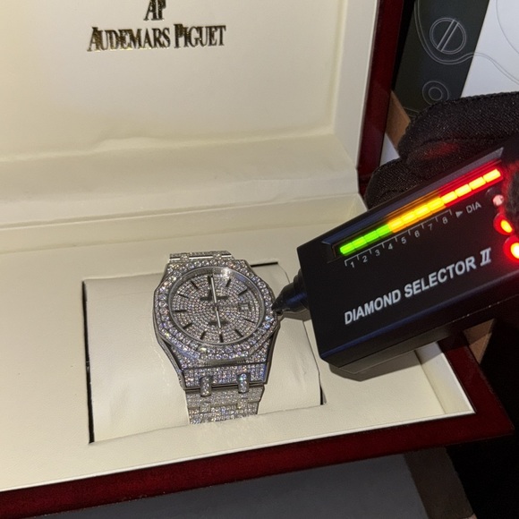 Bust Down Watch AP - Picture 1 of 6